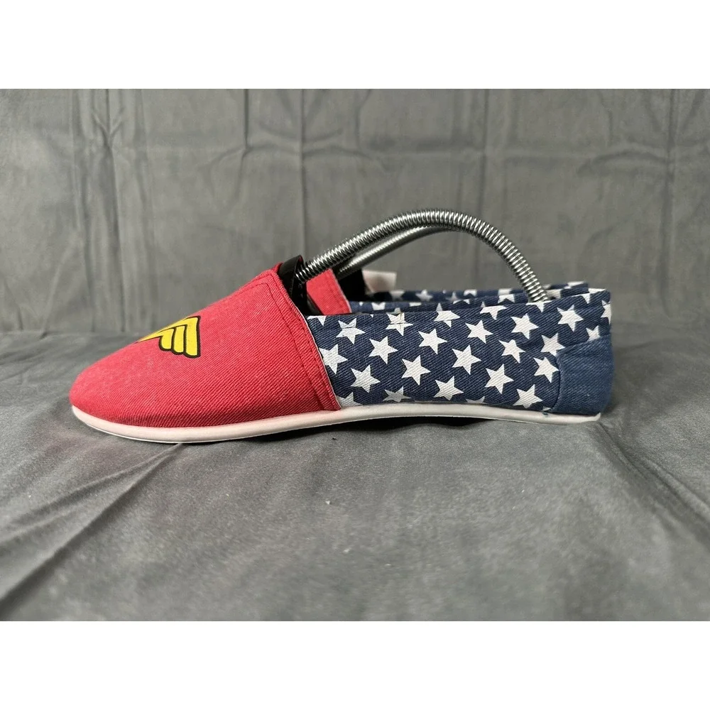 DC Comics Wonder Woman Canvas Slip On Shoes Adult Size Large Fits Most NEW